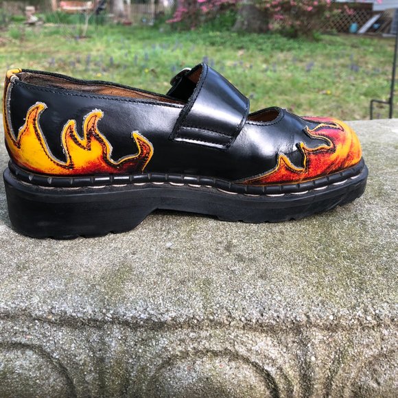Vintage Tredaire Mary Jane Flame Hot Gothic Punk Dr Martens England 6.5 - Picture 5 of 11